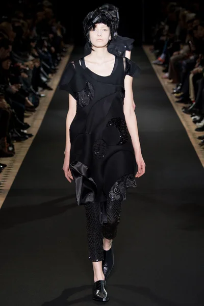 Look 2
